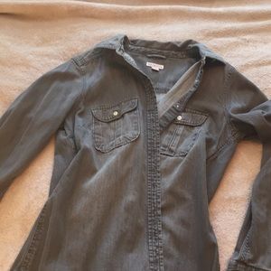 Merona charcoal chambray button up shirt